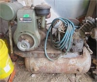 Air compressor with Wisconsin engine