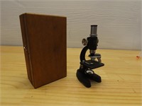 Small microscope w/case.