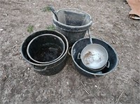 Enamelware and heated water bucket
