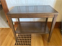 Wood side table-14.5x25x23.5” tall