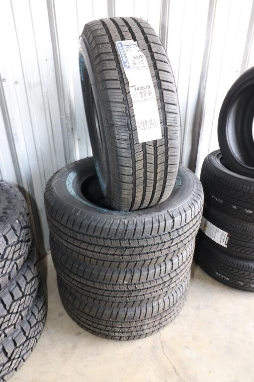 4 Michelin Defender LTX Tires 265/70R17 New