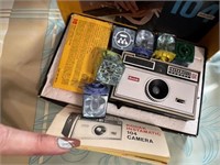 VINTAGE KODAK INSTAMATIC CAMERA