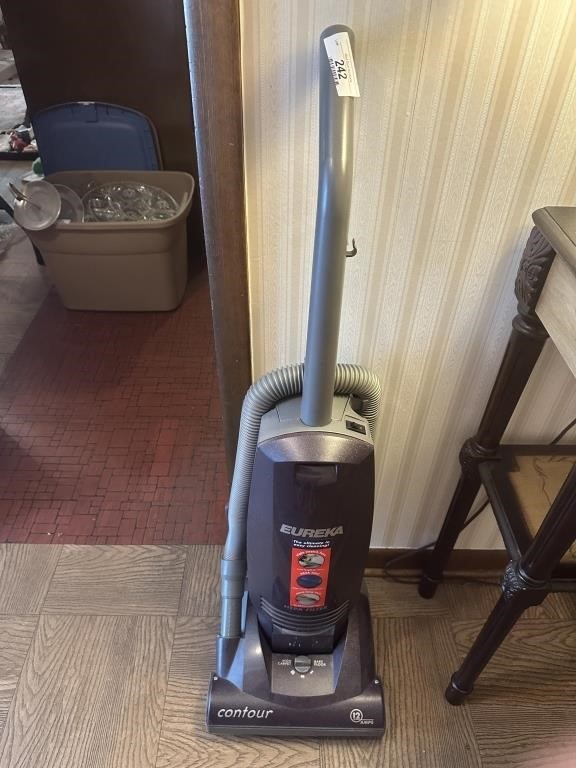 Eureka vacuum cleaner