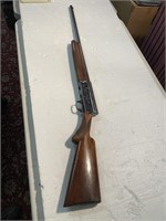 Browning 12 gauge shotgun in good used condition.