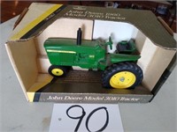 Ertl John Deere 1960 3010 tractor