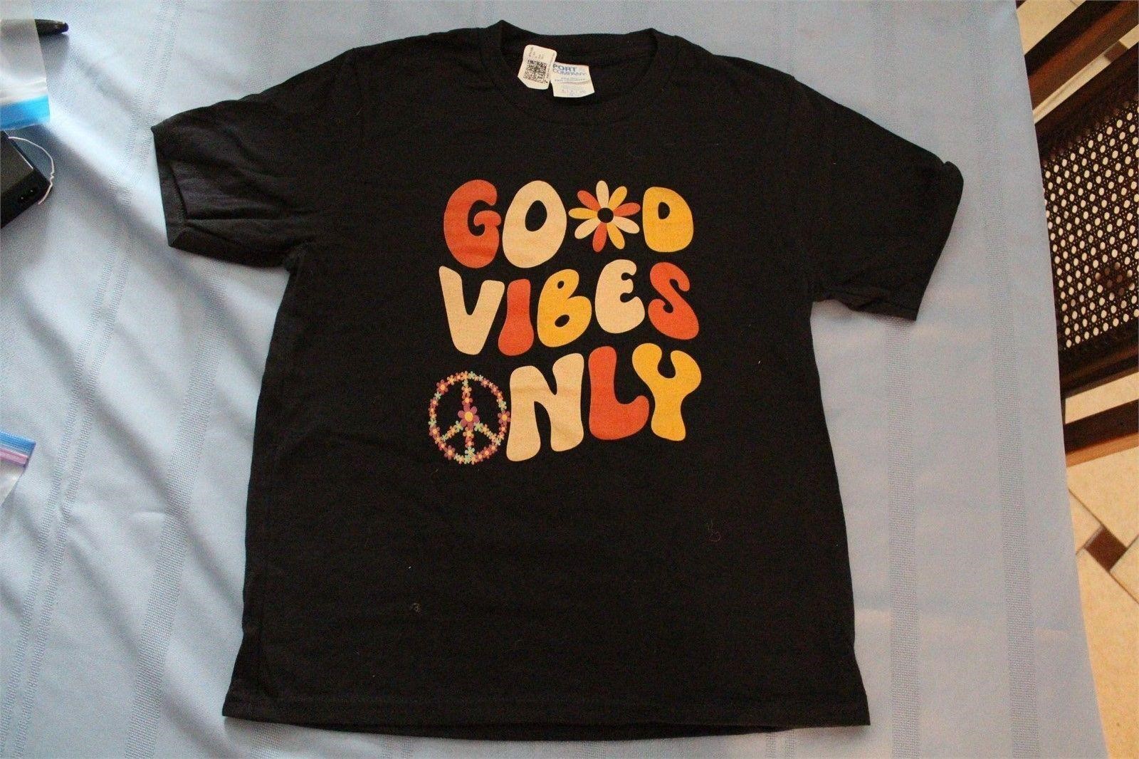 Youth's Good Vibes Only T-shirt Size S