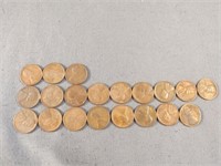 1946 (8), 1952 (9) and 1952 D (3) wheat pennies