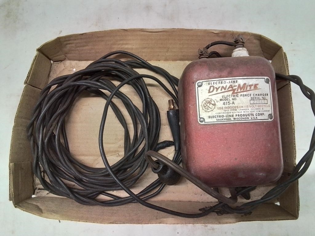 Dyna-Mite electric fence charger