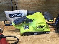 Ryobi Sander