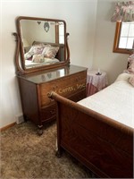 Queen Tigerwood Bedroom Set W/Dresser & Mirror.