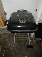 Expert charcoal grill