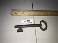 Large Hand Forged Antique Skeleton Key