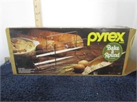 PYREX BAKE-A-ROUND BREAD TUBE & RACK