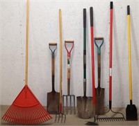 Lawn / Garden Tools - Rakes - Shovels - Forks