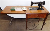 Vintage Electric Singer Sewing Machine