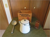 Johnnie Walker wood box, kettle