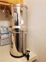 Berkey Water Filtration System, No Cord or Filters
