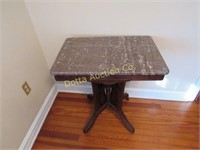 WALNUT VICTORIAN MARBLE TOP TABLE: