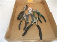 Flat of pliers & needle nose pliers