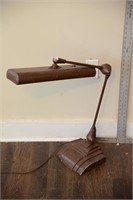 DESK LAMP