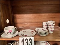 Cups & Saucers & Plate(LR)