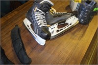 Bauer Supreme Hockey Skate ,Size 8, estate
