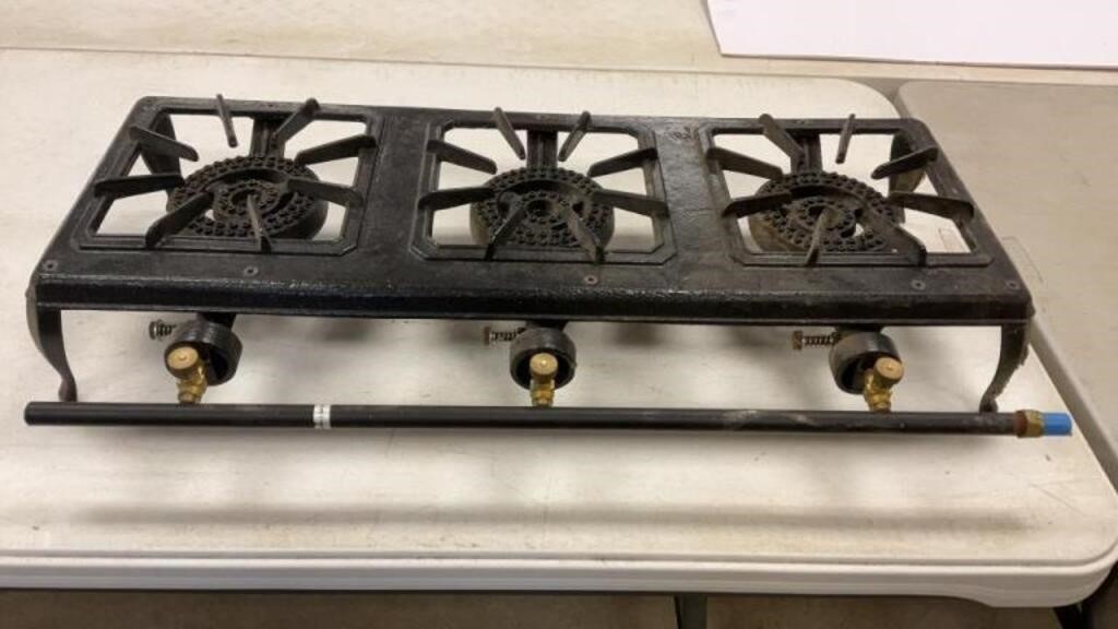 3 burner stove