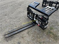 Hydraulic Skid Steer Forks 2024 +