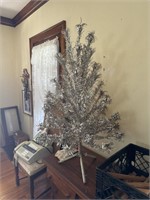 Vtg 3ft aluminum Christmas tree