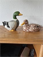 2 porcelain Lorraine Leckband ducks