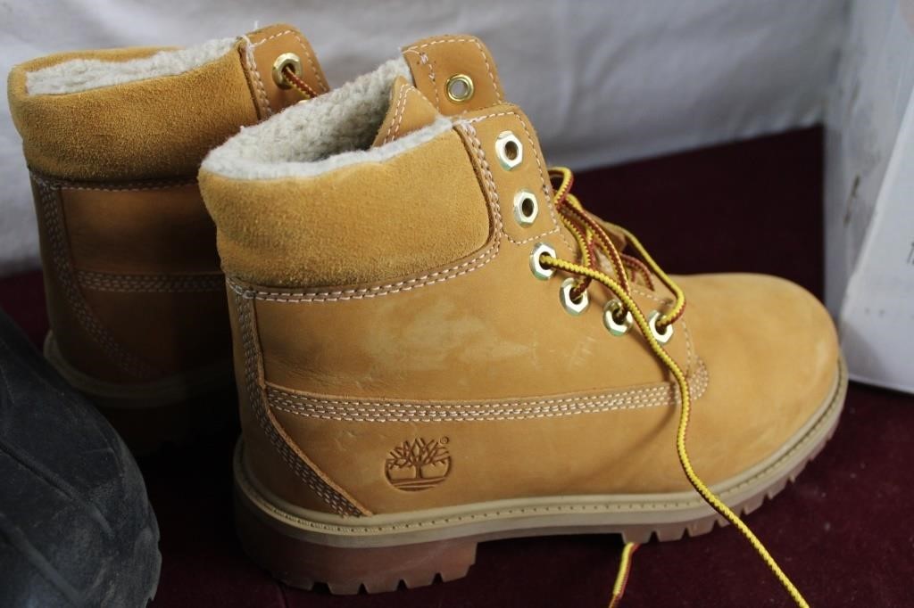 Boys Timberline & Columbia Boots