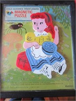 Little Miss Muffet Magnetic Puzzle