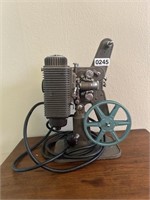 VINTAGE REVERE EIGHT FILM PROJECTOR