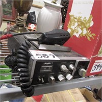 HY-GAIN CB RADIO