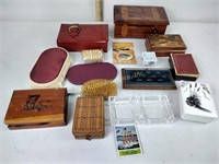Assorted jewelry boxes
