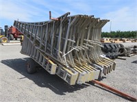 Ladder Trailer with Aluminum Ladders