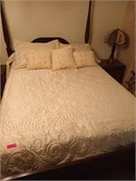 Noble excellence queen size comforter, bedding set