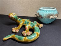 Turquoise Fetish Spirit Pot + Pottery Wall Lizard