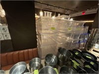 LARGE CAMBRO WITH CLEAR LIDS