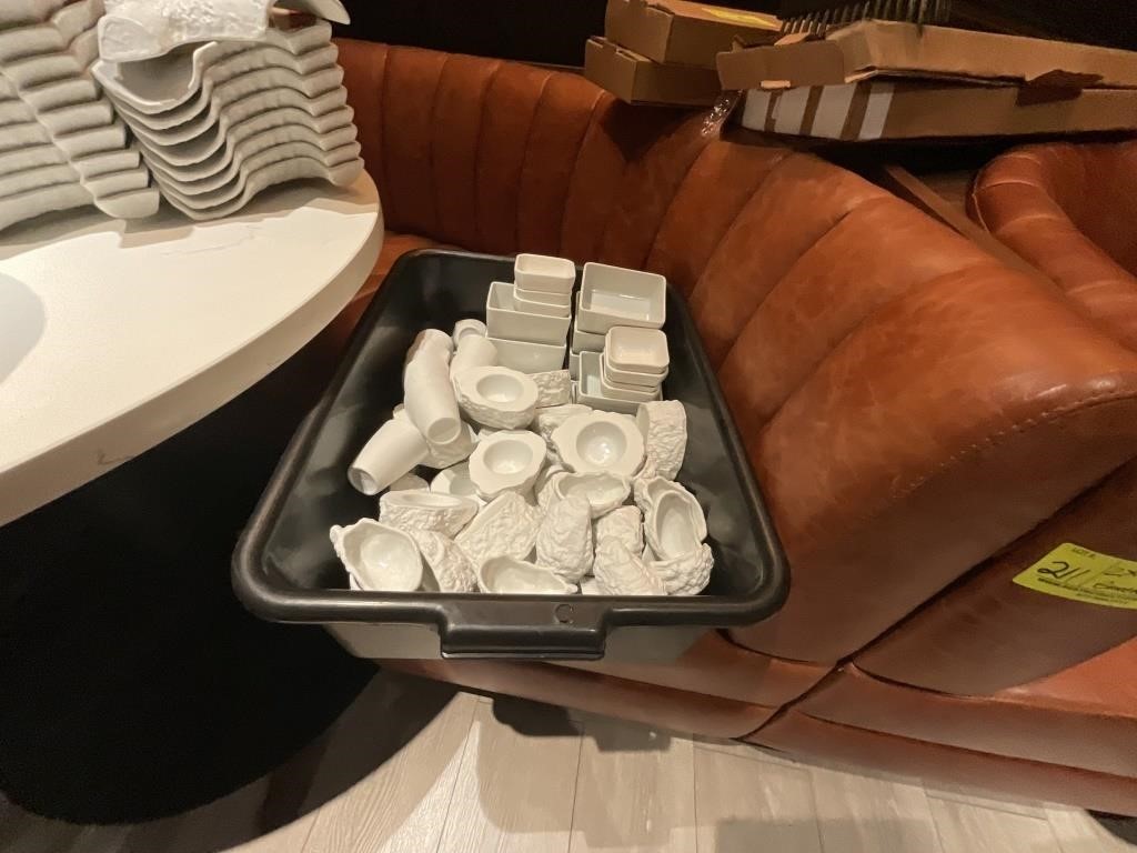 LOT OF SAUCE CUPS