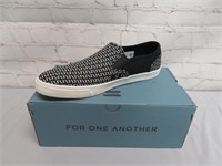 New Mens Toms Shoes Size 9