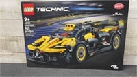 New Sealed Technic 905 Piece Lego Kit