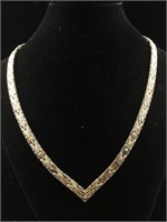 Sterling necklace 18 " long 31g
