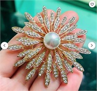 8 PACK Gold Tone Clear Crystal Pearl Brooch