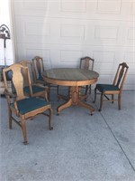 Round Oak table with leaves, on castors, 4 side ch