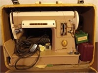 Singer 301A electric sewing machine with foot
