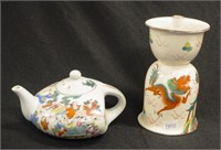 Chinese porcelain teapot & candle stand