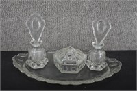 LE Smith Beaded Medallion Vanity Set