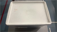 Plastic tub with contents (plastic microscopes)