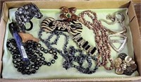 VTG Costume Jewelry Necklaces, Brooches & More